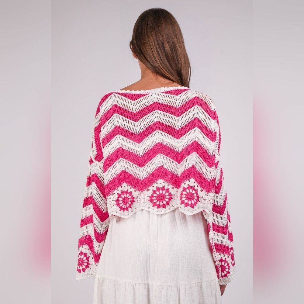 Chevron/Floral Pattern Crochet Knit Top - Picture 5 of 5